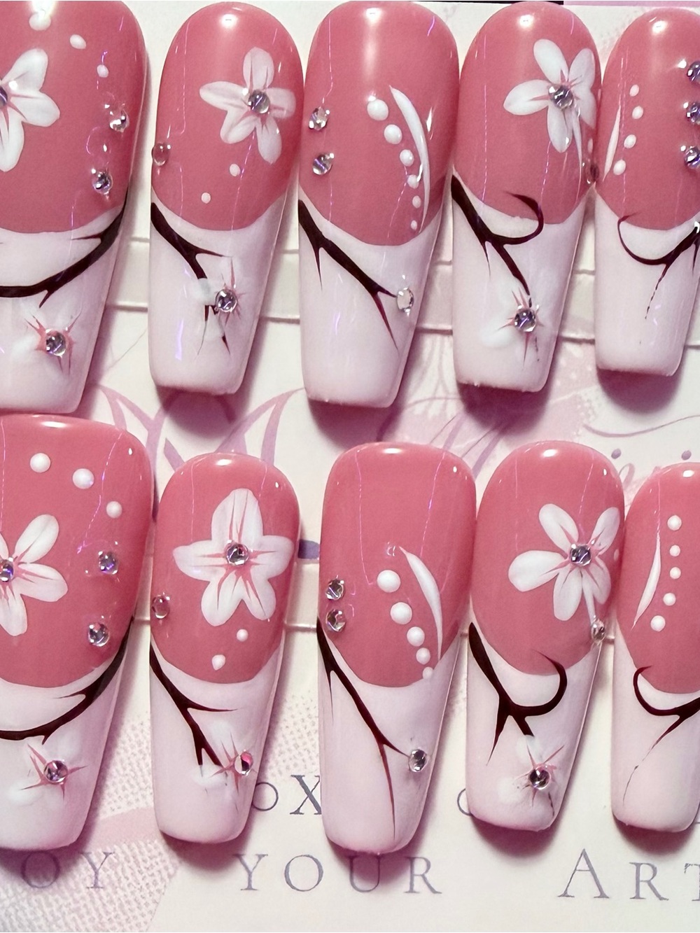 Pink & White Floral Press-On Nails